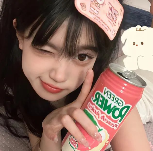 魔女荷莉 海报
